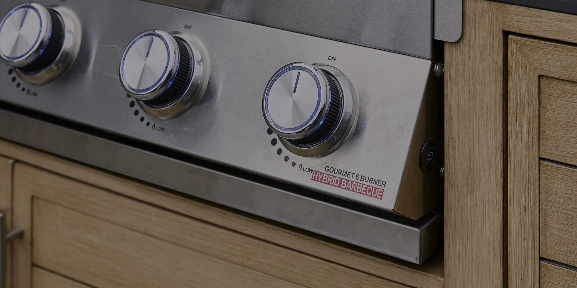 OUTDOOR BBQ KITCHENS